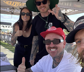 Bad photo example - Sunglasses